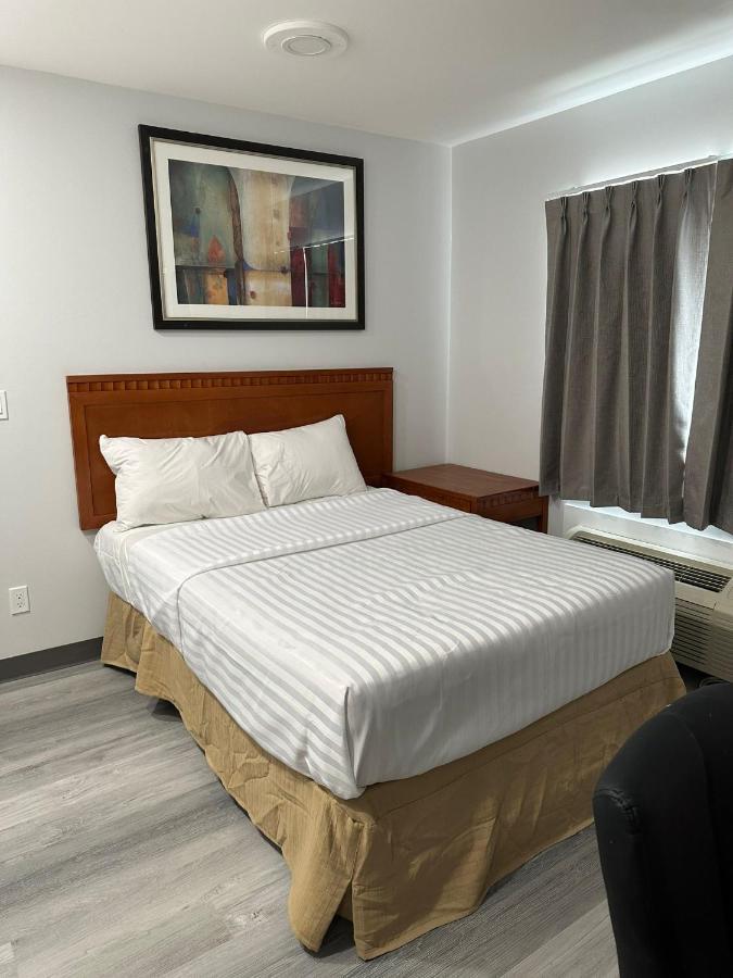 Ramshorn Motel Lumby エクステリア 写真